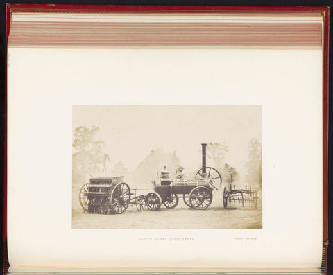 Landbouwwerktuigen met stoommotor van Garrett and Sons op de Great Exhibition of the Works of Industry of All Nations van 1851 in Londen, C.M. Ferrier & F. von Martens (attributed to), 1851 Canvas Print