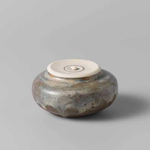 Squat tea caddy with a gray blue glaze, anonymous, c. 1700 - c. 1850 Canvas Print