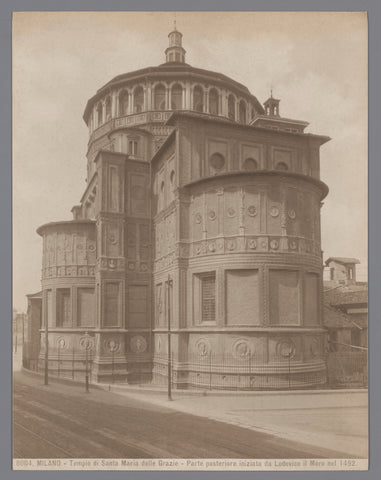 Exterior of santa Maria delle Grazie in Milan, Giacomo Brogi (attributed to), 1890 - 1920 Canvas Print