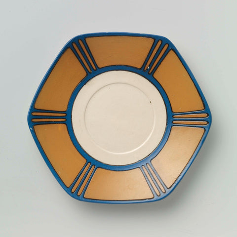 Schotel, behorende bij een theeservies van chromolith steengoed, versierd in blauw en geelbruin, Villeroy & Boch Keramische Werke K.G., c. 1911 - c. 1912 Canvas Print