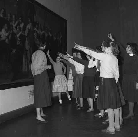 Children point to painting in room, 1958 Canvas Print