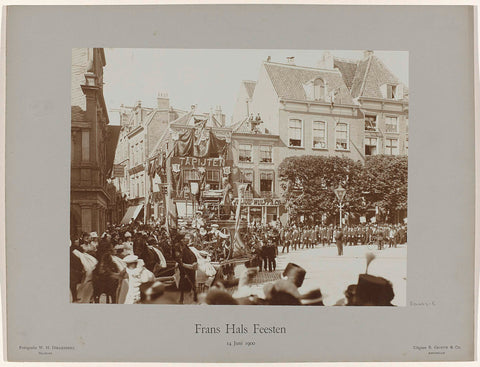 Parade on the Grote Markt in Haarlem on the occasion of the Frans Hals Feesten on June 14, 1900, Willem Hendrik Dikkenberg, 1900 Canvas Print