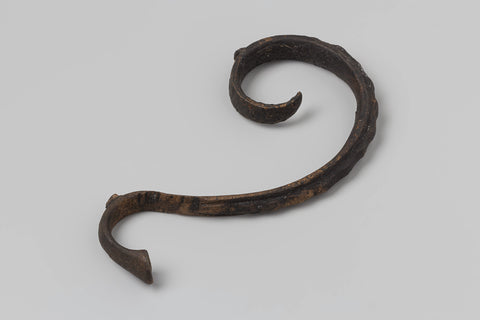 Handle, presumably from a pewter can, from the wreck of the in 1735 faded East Indiaman 't Vliegend Hart, , 1700 - 1735 Canvas Print