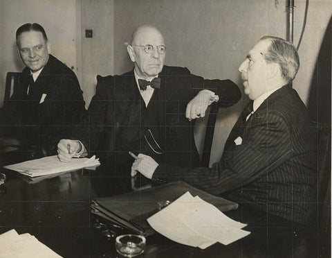 Ministers Alberda, Michiels van Verduynen and Kerstens in conversation., Pictorial Press, 1943 - 1945 Canvas Print