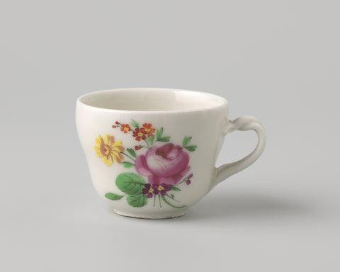 Cup with a bouquet and flower sprays, Kaiserliche Porzellanmanufaktur, 1831 Canvas Print