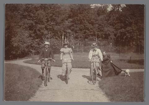 Group portrait on the bike of Willem, Maria Engelina, Jennigje Hendrika Jacoba and Johanna Geertruida Jonker, Cornelia Hendrika Jonker (attributed to), 1890 - 1910 Canvas Print