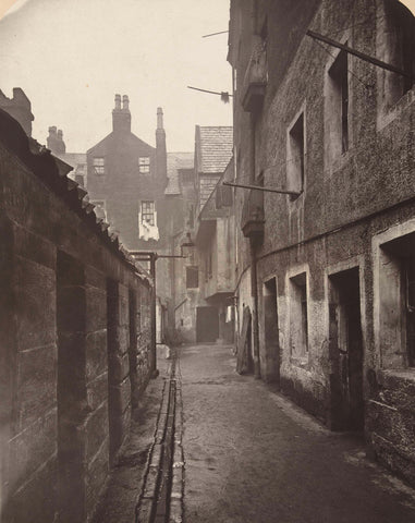 Lane at High Street in Glasgow, Thomas Annan, 1868 - 1877 Canvas Print