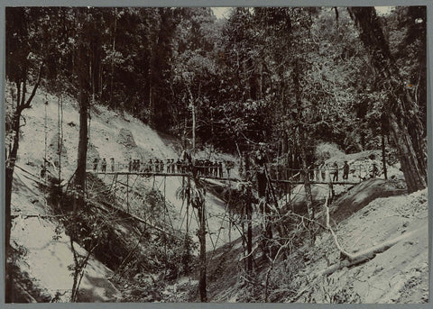 Emergency bridge over a ravine, anonymous, 1903 - 1913 Canvas Print