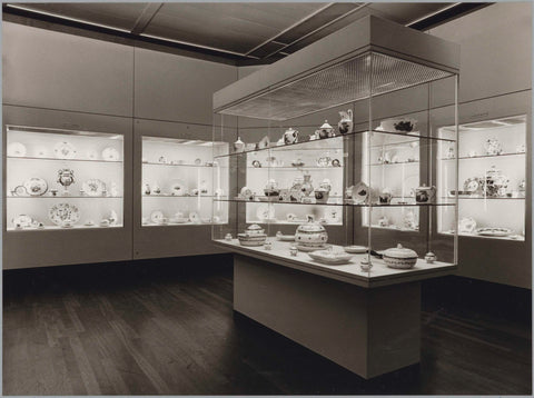 Room 32 with display cases, partly built into the walls, with porcelain, 1982 Canvas Print