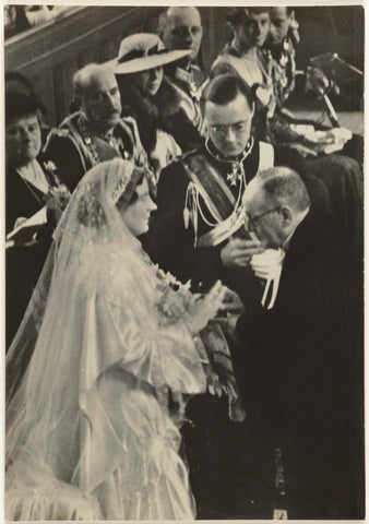 Consecration of the marriage of Princess Juliana and Prince Bernhard in the St. Jacobs church in The Hague, 7 January 1937, Erich Salomon, 1937 Canvas Print