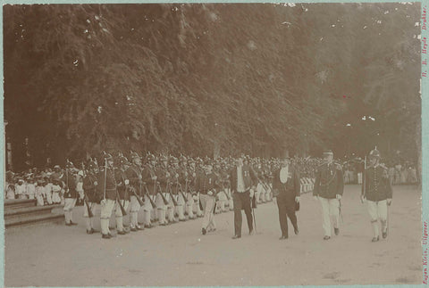 Koninginnedag, Eugen Klein (attributed to), 1903 - 1908 Canvas Print