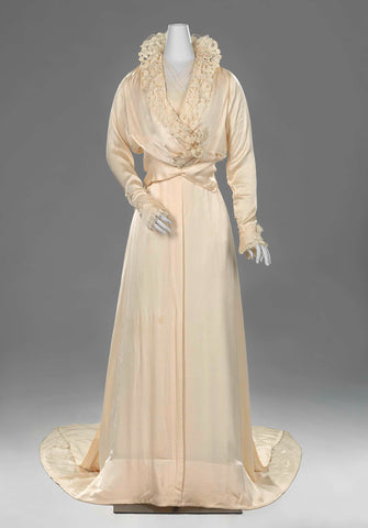 Wedding dress with standing collar, Hirsch, 1915 Canvas Print