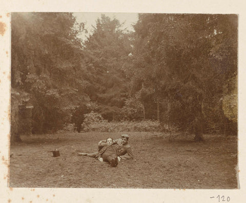 Dolph Kessler with a friend in the woods near Gainsborough, Geldolph Adriaan Kessler, c. 1903 - c. 1904 Canvas Print