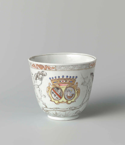 Cup with the arms of Vincent de Gournay (1676-1743) and Marie-Françoise Séré de la Ville-Materre, anonymous, c. 1730 - c. 1735 Canvas Print