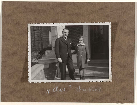 Isabel Wachenheimer and her uncle Willy Moos before service home in Hamburg Bellevue 62, in september 1934, anonymous, 1934 Canvas Print