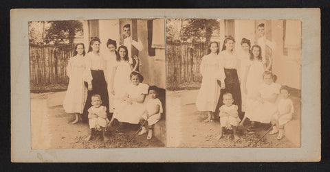 Group of children, Robert Julius Boers, 1900 - 1922 Canvas Print