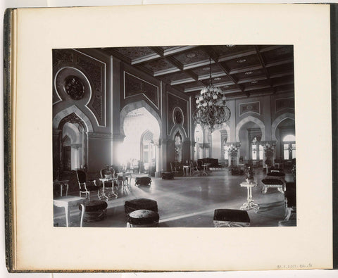 Interior of the palace of the Sultan of Deli, Sumatra (Palais des Sultans von Deli Interieur), Carl J. Kleingrothe, c. 1885 - 1900 Canvas Print