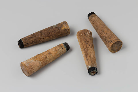 Decorated wooden knife handles  from the wreck of the Dutch East Indiaman Hollandia, anonymous, 1700 - in or before 1743 Canvas Print