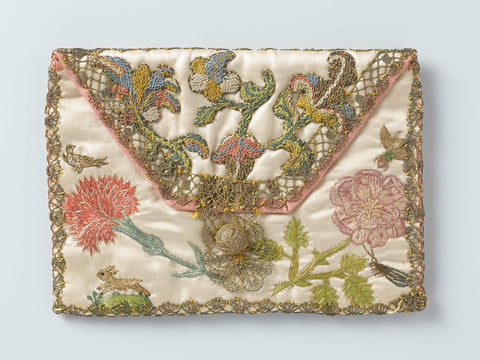 Letter bag in rectangular model of ivory-colored satin, on which flowers embroidered in multicolored flesh silk, with at the back the year 1713, anonymous, 1713 Canvas Print