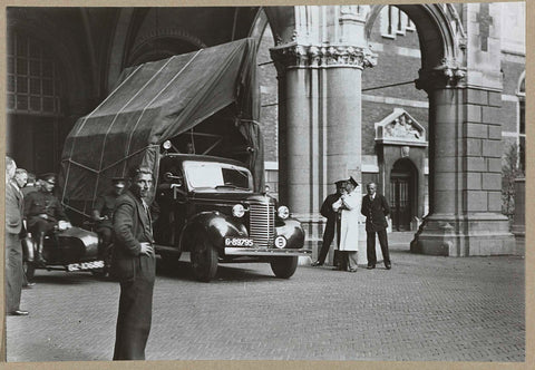 Evacuation in the underpass in 1939, 1939 Canvas Print