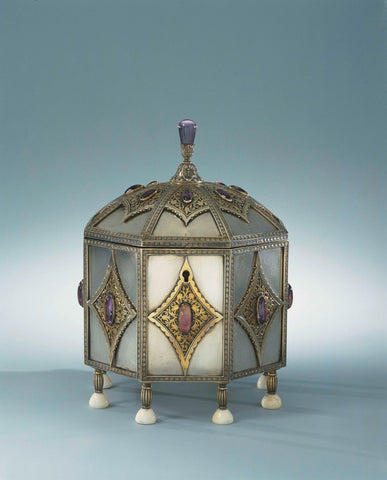 Octagonal jewellery box with domed lid, J.M. van Kempen & Son, 1916 Canvas Print