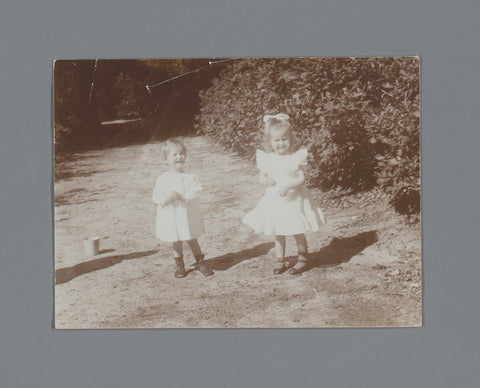 Portrait of an unknown boy and girl, Johannes Diderik van der Waals (1873-1971) (attributed to), 1906 Canvas Print