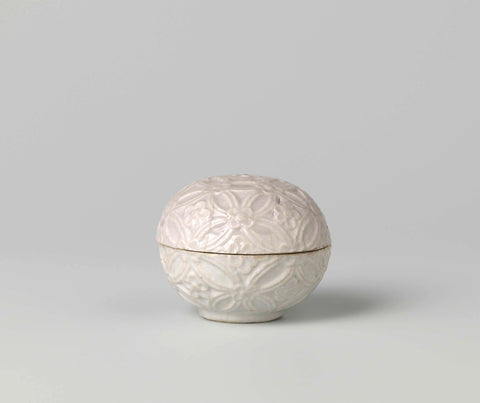 Round-bodied box with continuous flower motif in relief, anonymous, c. 1300 - c. 1500 Canvas Print