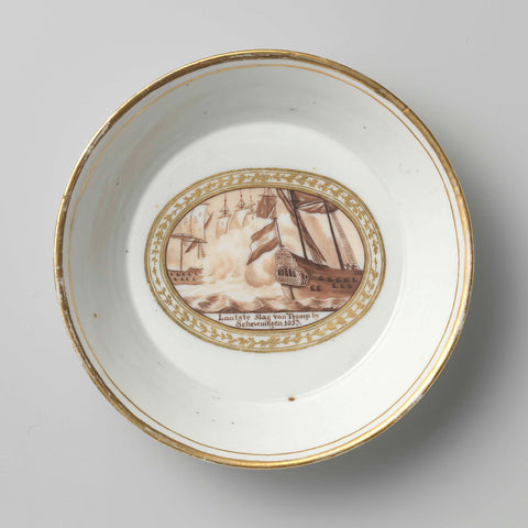 Saucer with an image of the final battle of Maarten Tromp at Scheveningen, anonymous (attributed to), after 1794 Canvas Print