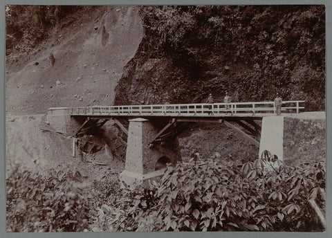 The completed new bridge over the Woih ni Tanggo Besi, anonymous, 1903 - 1913 Canvas Print