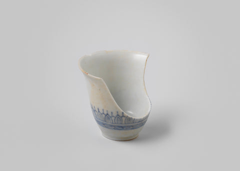 Fragment of a winecup of Chinese porcelain from the wreck of the Dutch East Indiaman Witte Leeuw, anonymous, before 1613 Canvas Print