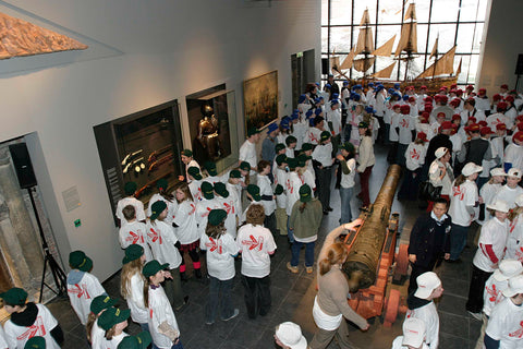 Visit schoolchildren Nunspeet 2004, 2004 Canvas Print