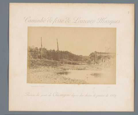 People at work at a collapsed bridge at Lago Chicongene in Mozambique, Manuel Romão Pereira, c. 1886 - c. 1895 Canvas Print