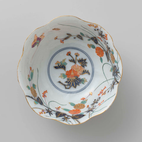 Spool bowl, painted with an Imari decor, Meissener Porzellan Manufaktur, c. 1730 Canvas Print