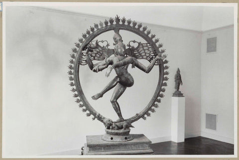 Statue of Shiva Nataraja with a small statue to the right, 1952 Canvas Print