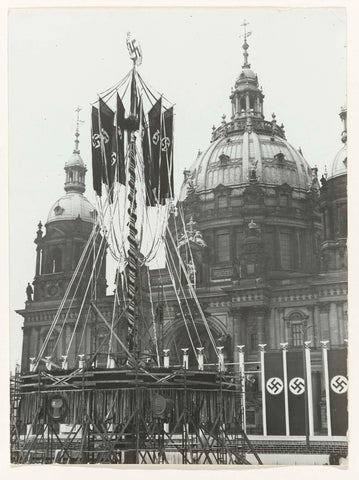 Manifestation in Hitler's Germany, Associated Press, 1936 - 1940 Canvas Print