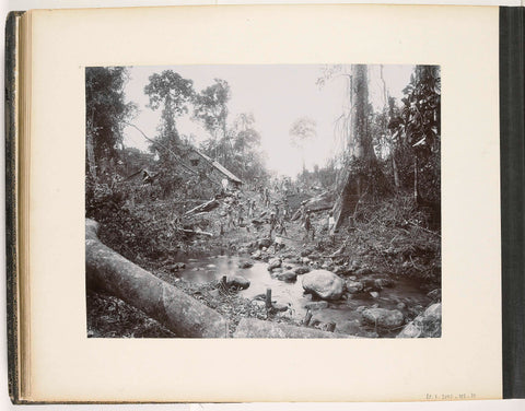 Coolies constructing a road, Stafhell & Kleingrothe, c. 1890 - 1900 Canvas Print