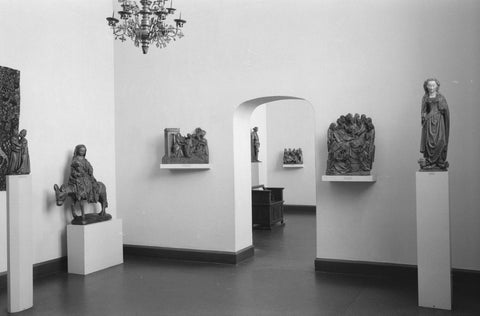 Room with statues on pedestals and passage, 1953 Canvas Print