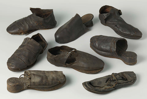 Right muzzle, size 35, with three pressed lines over the instep arch, beautifully profiled heel and natural footbed, anonymous, c. 1590 - c. 1596 Canvas Print