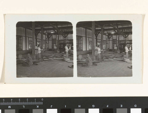 Sorting tea in a factory hall., Neville Keasberry, 1900 - 1935 Canvas Print