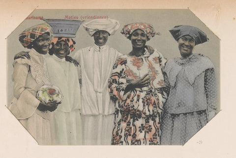 Vijf Surinaamse vrouwen, Eugen Klein, 1900 - 1910 Canvas Print