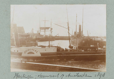 Ship 'Zuiderzee' with passengers, Frits Freerks Fontein Fz. (attributed to), 1898 Canvas Print