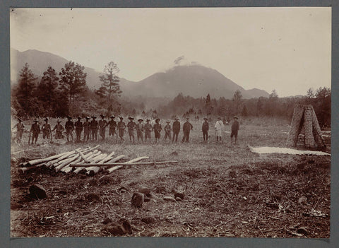 Soldiers Posing in a Row, anonymous, 1910 - 1913 Canvas Print