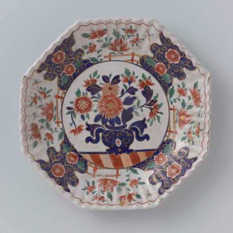 Octagonal bowl of faience, anonymous, 1870 - 1890 Canvas Print