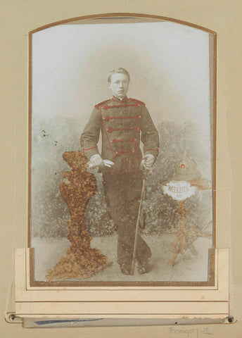 Portrait of a (presumably) Dutch soldier, standing next to a helmet and a sign with the inscription 'tot weerzien 1898', Robert Ziegler, c. 1884 - before 1898 Canvas Print