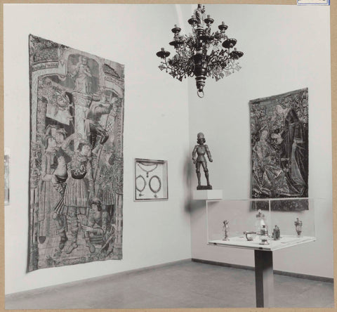 Room with 15th- and 16th century sculptures, tapestries, a candle crown and a display case, 1961 Canvas Print