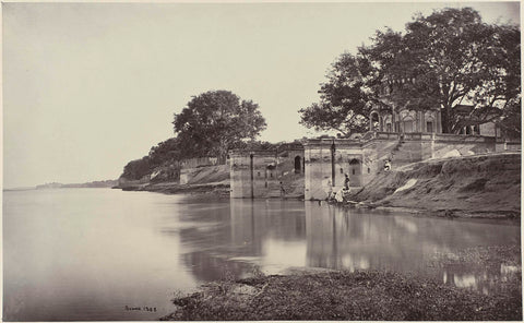 Satti Chaura Ghat in Kanpur, Samuel Bourne, 1864 - 1866 Canvas Print