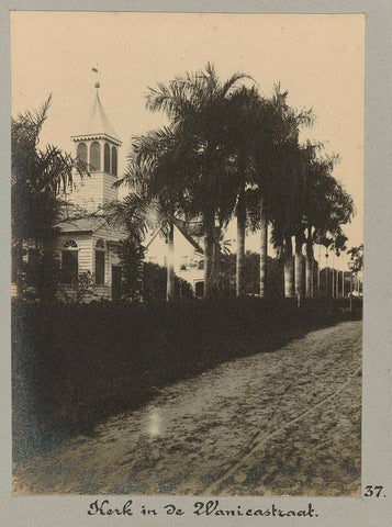 Kerk in de Wanicastraat, Hendrik Doijer (attributed to), 1906 - 1913 Canvas Print