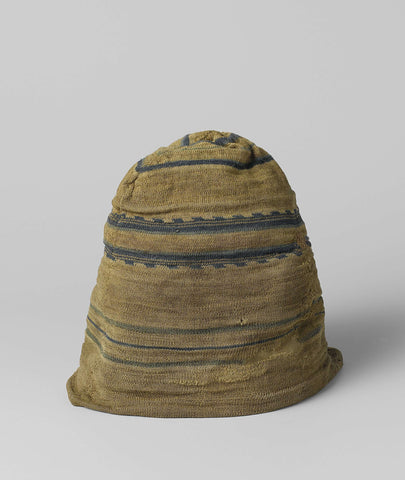 Woollen caps worn by Dutch whalers, anonymous, c. 1700 - c. 1800 Canvas Print