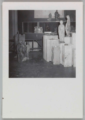 Sculptures, partly packed in crates, for evacuation, 1939 - 1941 Canvas Print