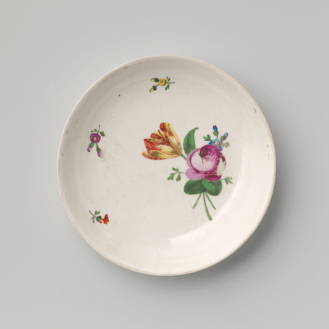 Saucer with a bouquet and flower sprays, Kaiserliche Porzellanmanufaktur, 1809 Canvas Print